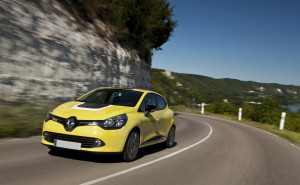 Renault-Clio-service-pdr-repair
